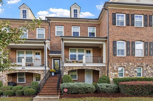 887 Wake Towne Dr, Raleigh, NC, 27609-7484 | Card Image