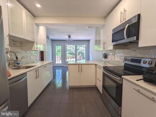 3 Kaylin Cor, CHALFONT, PA, 18914-4004 | Card Image