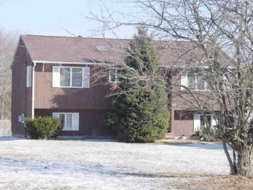 81 Holly Ridge Rd, West Kingston, RI, 02892-1808 | Card Image