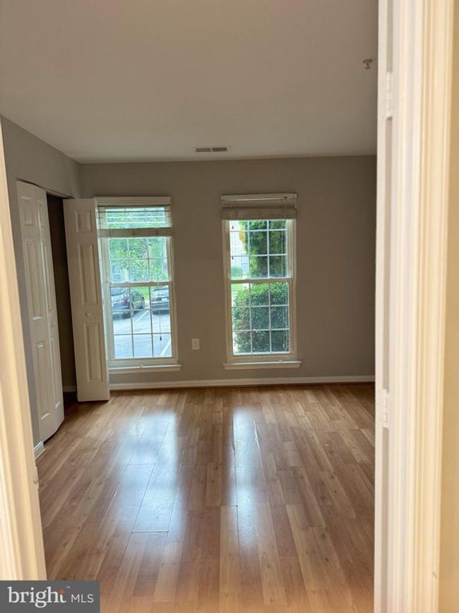APT-104 - 1061 Gardenview Loop, Condo with 2 bedrooms, 2 bathrooms and null parking in WOODBRIDGE VA | Image 11