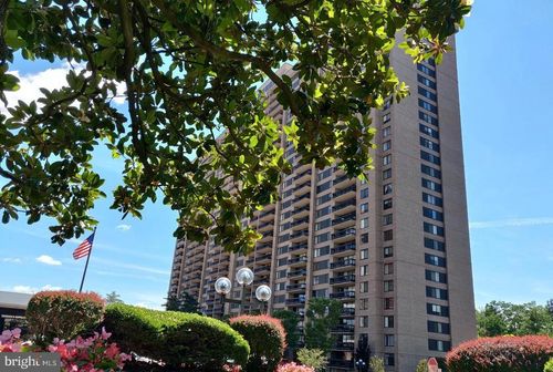 2314s-3705 S George Mason Dr, FALLS CHURCH, VA, 22041 | Card Image