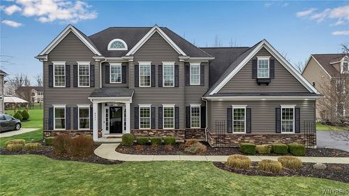 8991 Wicklow Mnr, Clarence Ctr, NY, 14032-9436 | Card Image