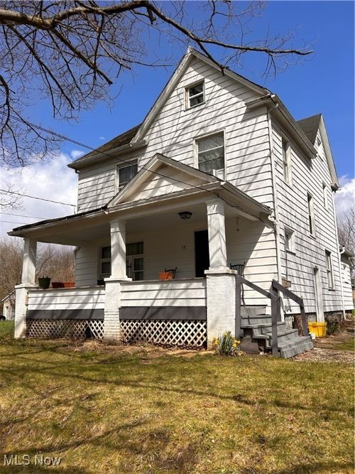78 Gladstone St, Campbell, OH, 44405-1047 | Card Image