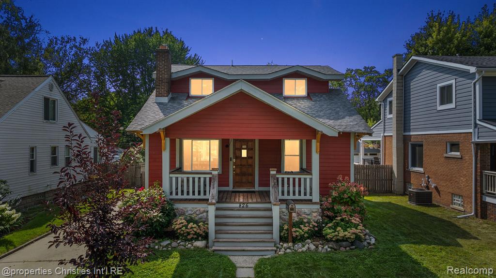 Wyandotte Ave, Royal Oak, MI 48067
