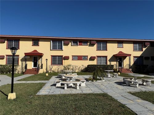 apt-14e-617 Sw 11th St, Miami, FL, 33129-1039 | Card Image