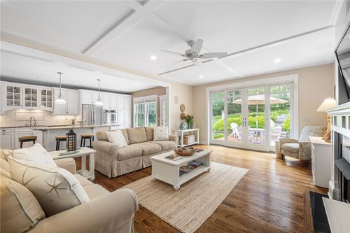 37 Spartina Cove Way, South Kingstown, RI, 02879-4338 | Card Image