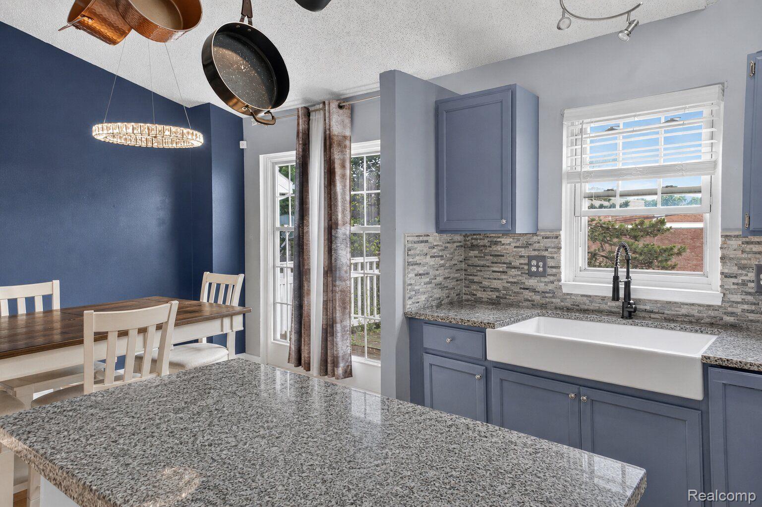 Residential Lease in Westland 3