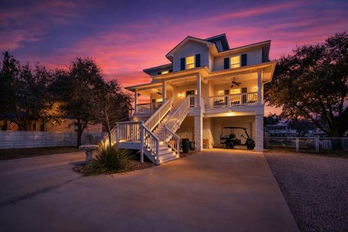 513 Oleander Dr, Marble Falls, TX, 78654-8202 | Card Image