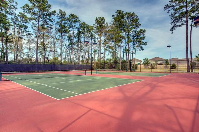 Walking distance to tennis and pickleball courts | Image 24