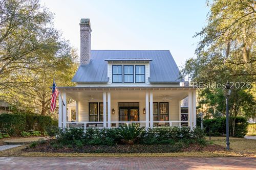 8 Boat House St, Bluffton, SC, 29910-8318 | Card Image