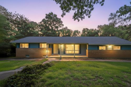 4526 Cloverdale Loop, Hixson, TN, 37343-4413 | Card Image