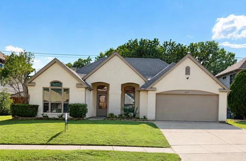 4527 Wescott Dr, Grand Prairie, TX, 75052-4805 | Card Image