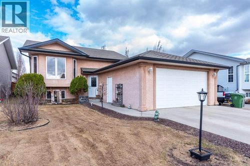 3311 44a Avenue, Lloydminster, SK, S9V3E9 | Card Image