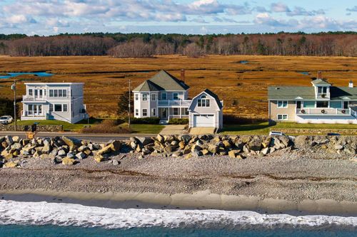 1643 Ocean Blvd, Rye, NH, 03870-2235 | Card Image