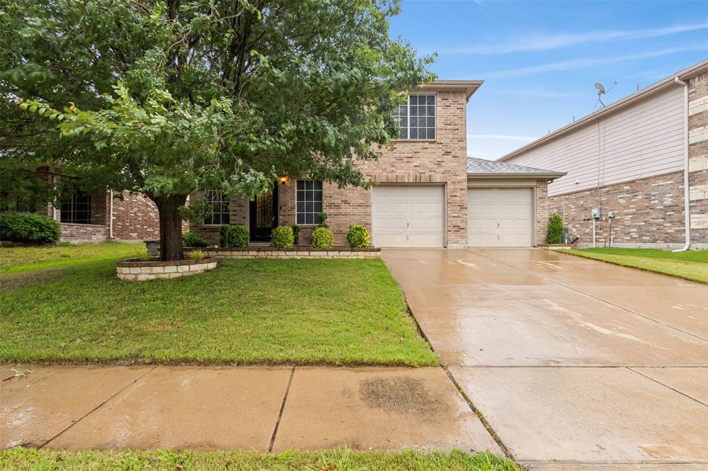 Gray Shale Dr, Fort Worth, TX 76179