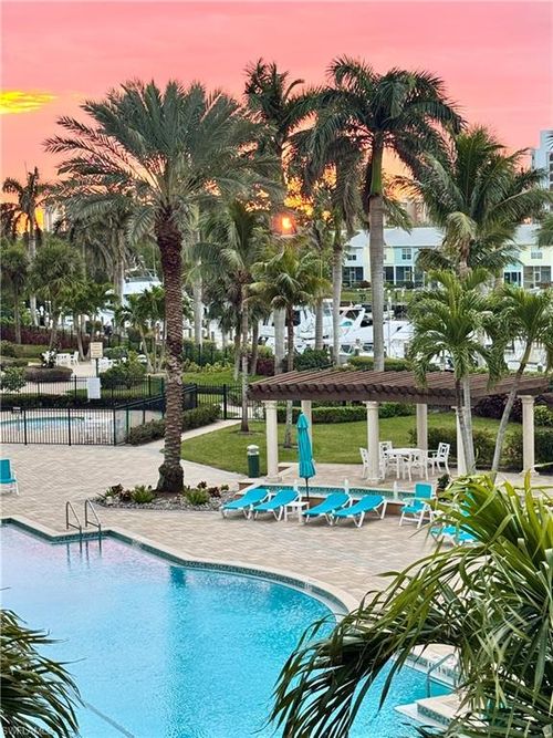 apt-303-3426 Hancock Bridge Pkwy, North Fort Myers, FL, 33903-7077 | Card Image