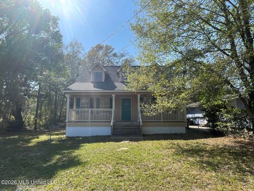 111 N Lang Ave, Long Beach, MS, 39560-5415 | Card Image