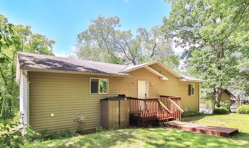 911 8th St Ne, Little Falls, MN, 56345-2333 | Card Image