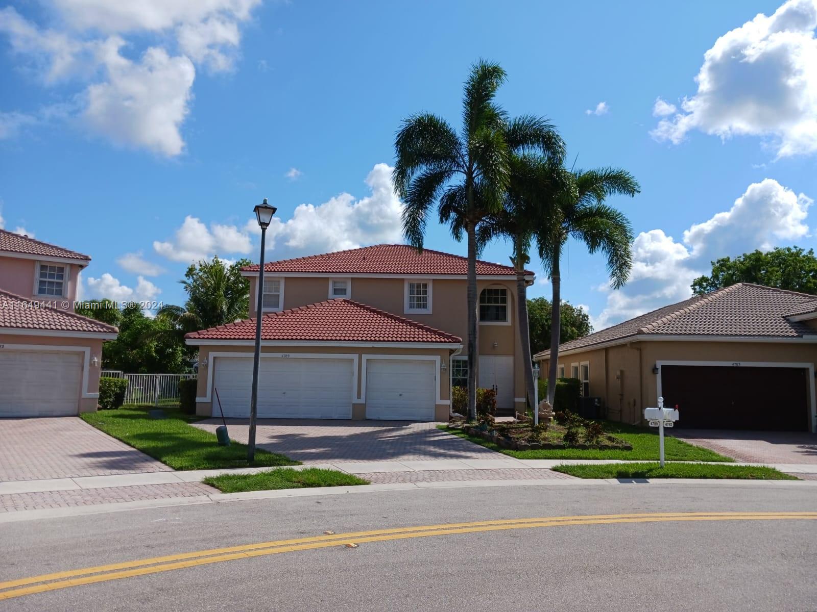 119th Ave, Coral Springs, FL 33076