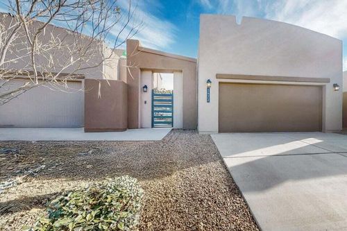 1472 Tierra Verde Loop Nw, Los Lunas, NM, 87031-8200 | Card Image
