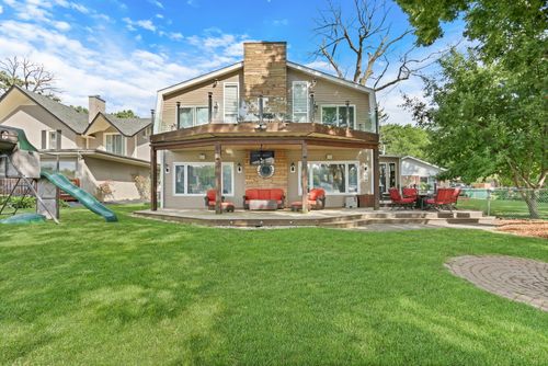2407 N Villa Ln, MCHENRY, IL, 60051-2969 | Card Image