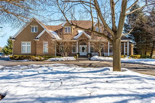 11 Palomino Dr, Carlisle, ON, L0R1H3 | Card Image