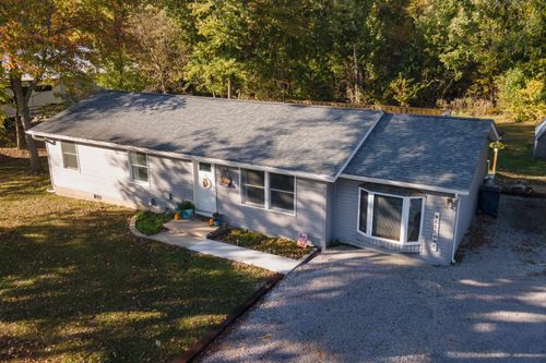 1800 E Pickett Lane, Marion, IL, 62959 | Card Image