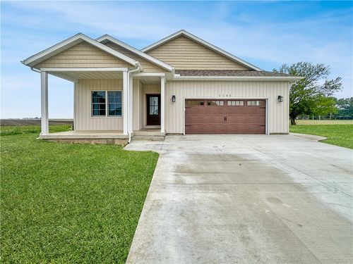 1105 Meadowbrook Ct, Mattoon, IL, 61938-5017 | Card Image