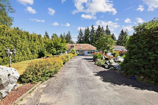 10048 Stave Lake Street, House other with 3 bedrooms, 2 bathrooms and 20 parking in Mission BC | Image 4