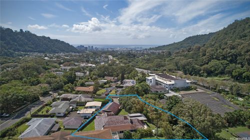 14 Hakumele Pl, Honolulu, HI, 96817-5229 | Card Image