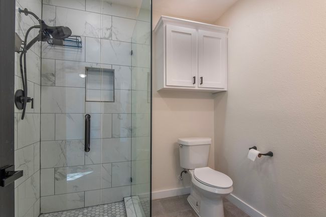 818 S Travis St, House other with 4 bedrooms, 4 bathrooms and null parking in Sherman TX | Image 12