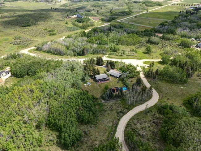 11 Grove Lane, House other with 5 bedrooms, 3 bathrooms and 8 parking in Rocky View County AB | Image 39