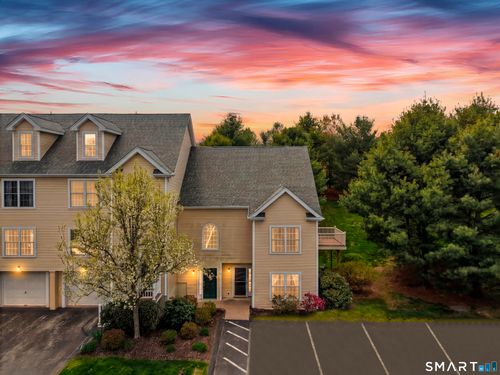 66-15 Freedom Way, Niantic, CT, 06357-1047 | Card Image