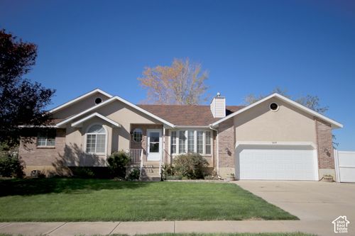 3674 S 575 W, Syracuse, UT, 84075-8909 | Card Image