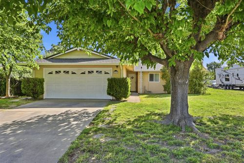 8200 Zenith Drive, Citrus Heights, CA, 95621 | Card Image