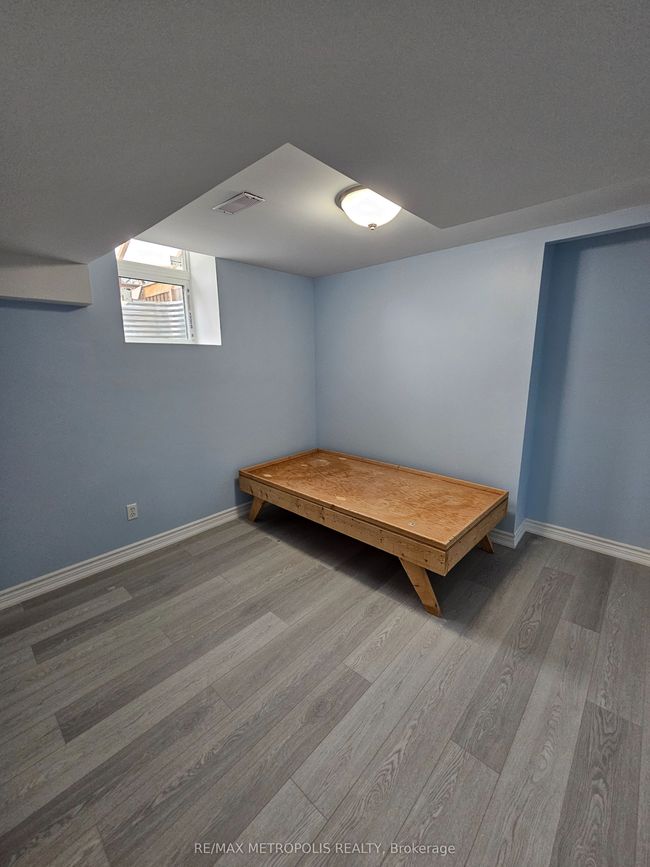 1595 Otonabee Dr, House other with 2 bedrooms, 1 bathrooms and 1 parking in Pickering ON | Image 10