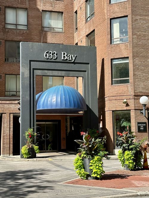 922-633 Bay St, Toronto, ON, M5G2G4 | Card Image