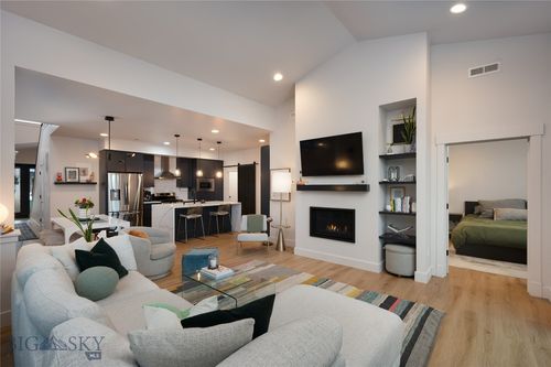 1327 Windrow Dr, Bozeman, MT, 59718-3528 | Card Image