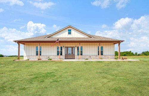225 Private Road 33083, Sumner, TX, 75486-5710 | Card Image