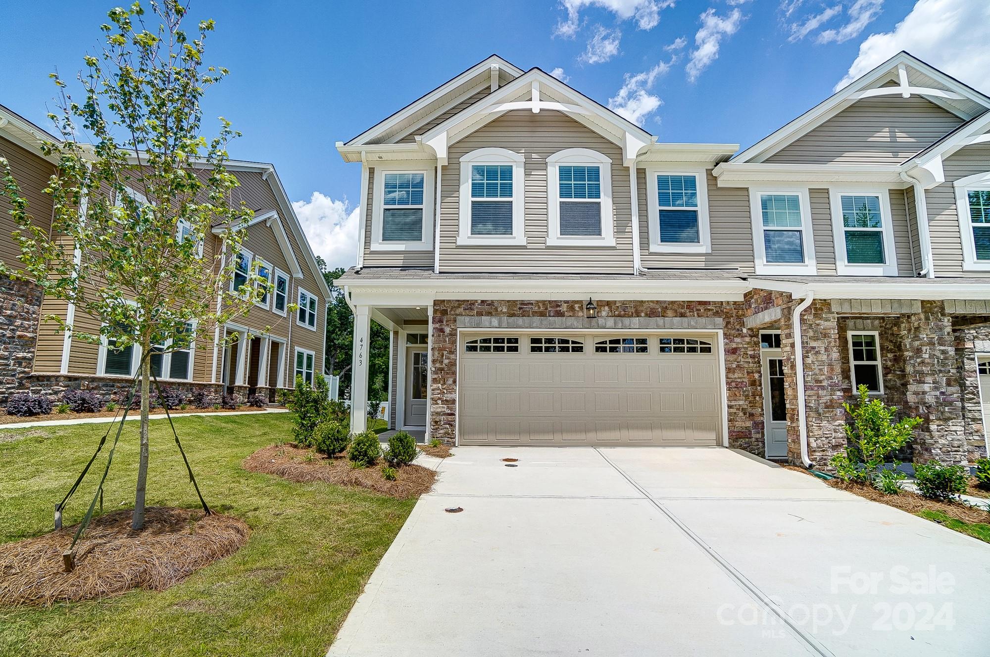 Tamarack Dr, Charlotte, NC 28278
