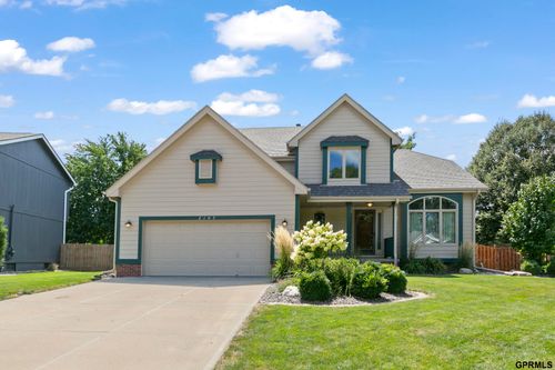 2107 John St, Papillion, NE, 68133-2389 | Card Image