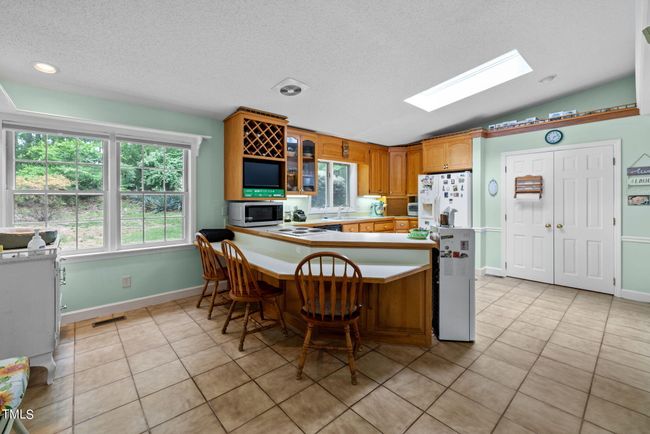 Kitchen | Image 18