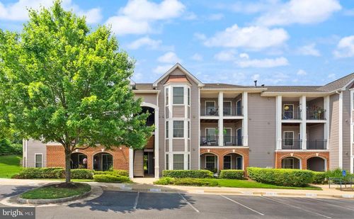 unit-103-20453 Chesapeake Sq, STERLING, VA, 20165-4349 | Card Image