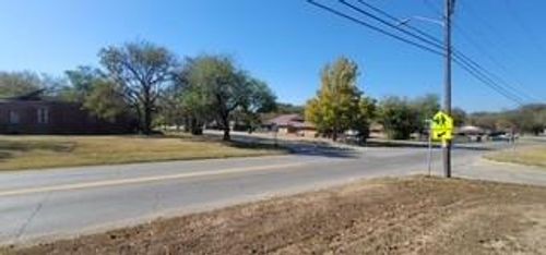 129 S Ocheese Ave, Wewoka, OK, 74884-2535 | Card Image