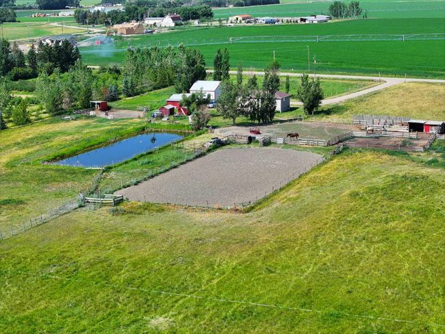 205023 10 0 Twp Rd, House other with 4 bedrooms, 3 bathrooms and null parking in Rural Lethbridge County AB | Image 9
