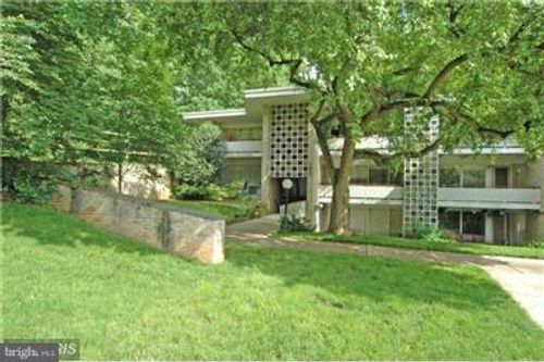 d-2-7537 Spring Lake Dr, BETHESDA, MD, 20817-6564 | Card Image