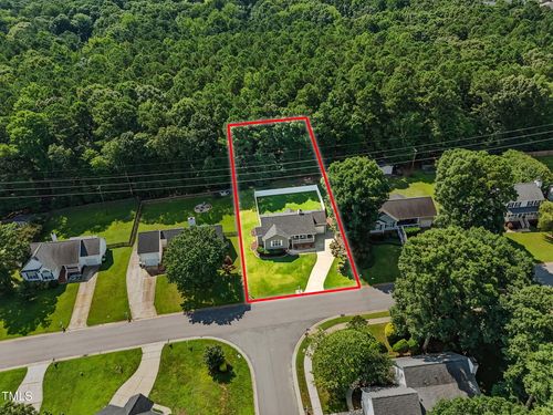 128 Crossfire Rd, Holly Springs, NC, 27540-8558 | Card Image