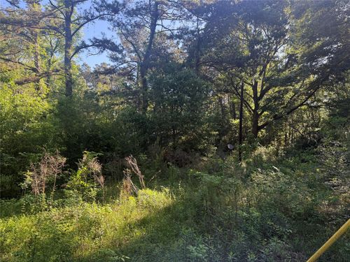 40 County Road 2203, Cleveland, TX, 77327-2910 | Card Image