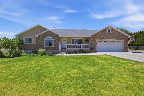 545 Pheasant Hollow Ln, Mendon, UT, 84325-9400 | Card Image