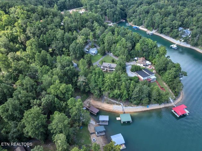 128 Fox Ln, House other with 3 bedrooms, 3 bathrooms and null parking in La Follette TN | Image 11